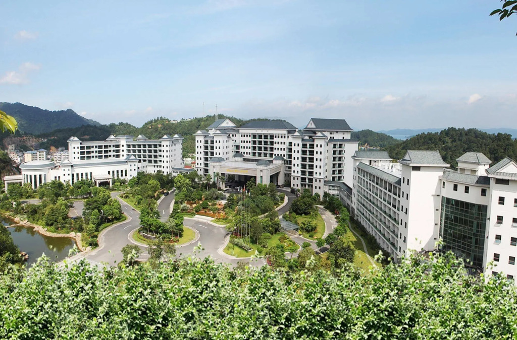 Heyuan Mels Welton Evergreen Lake Hotel