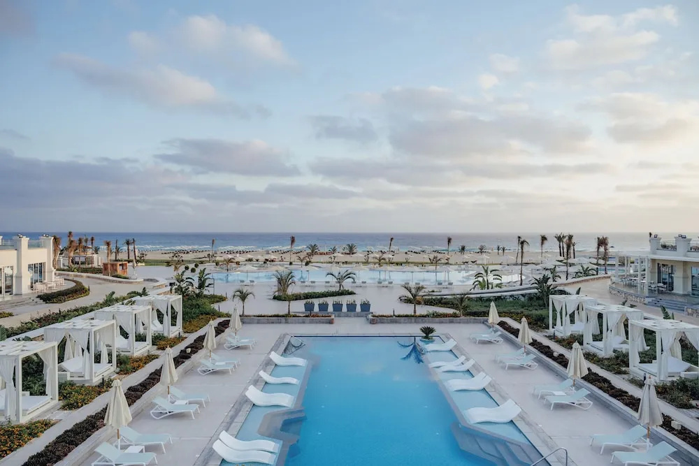 Beach & Waterfront