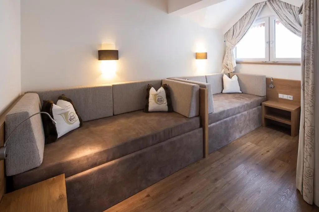 Post Ischgl - Chambres