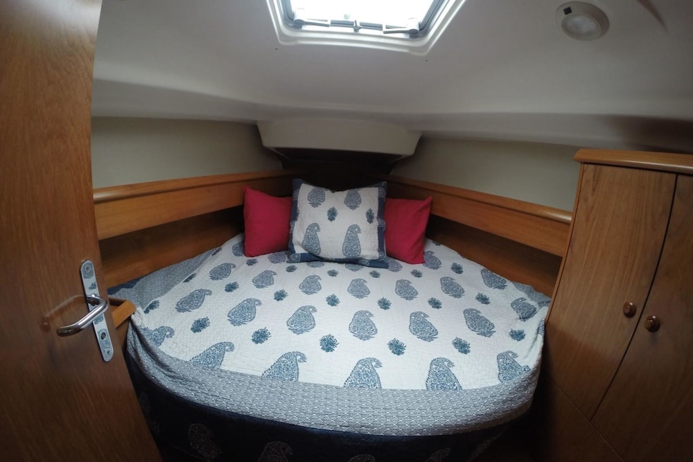 Sailboat Holiday Experience — 4