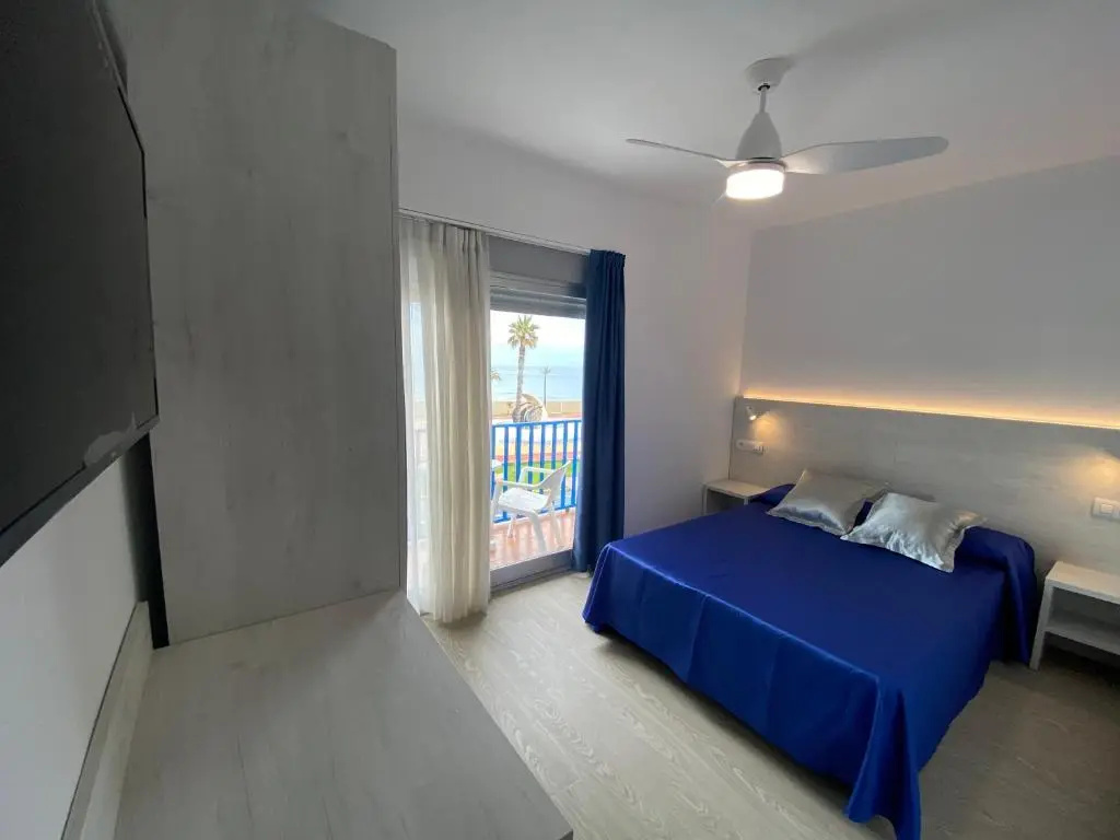 Standard Double room with balcony and with sea view (full double bed)
