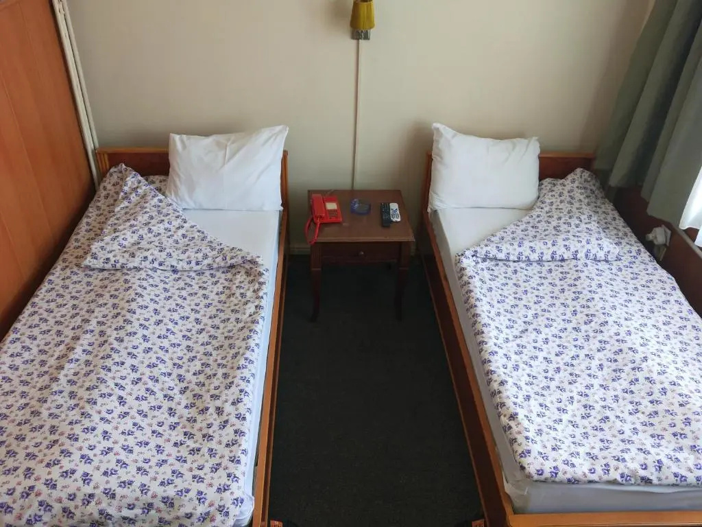 Economy Double room (twin beds)