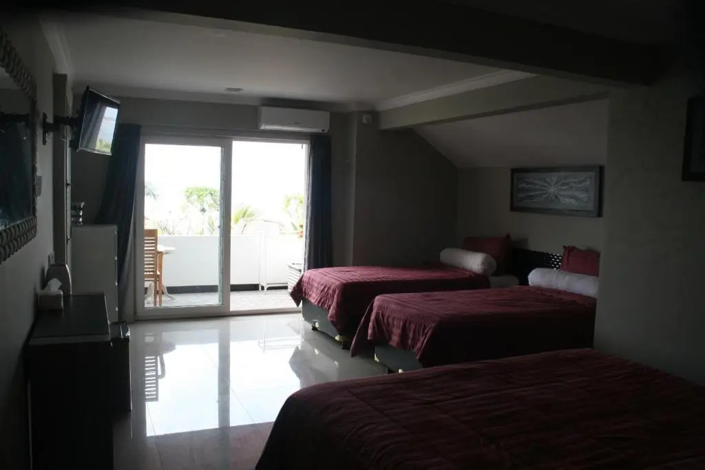 Silver Fern Beach Retreat - Chambres