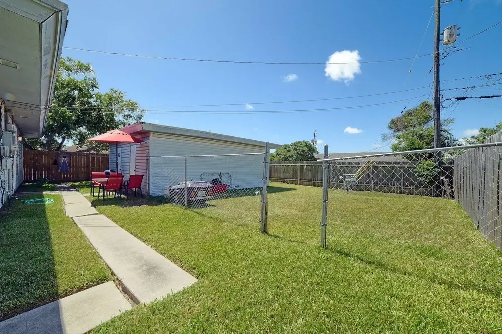 Corpus Christi Home w/ Grill, 3 Blocks to Bay!