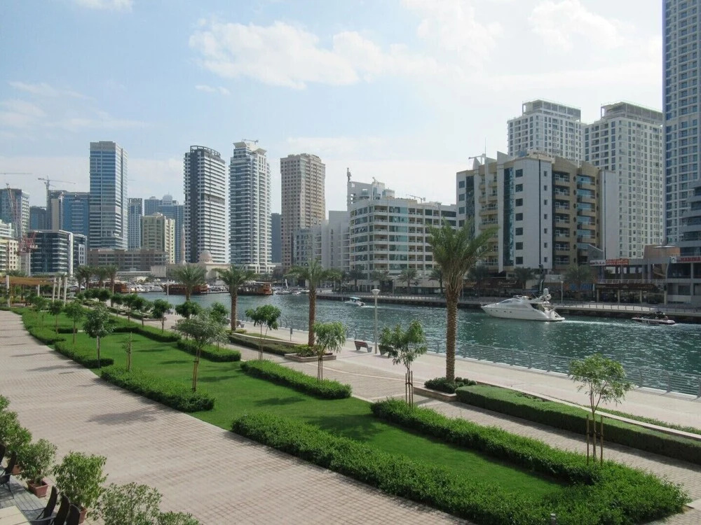 Ravishing 3BR Apartment With Amazing Marina Views