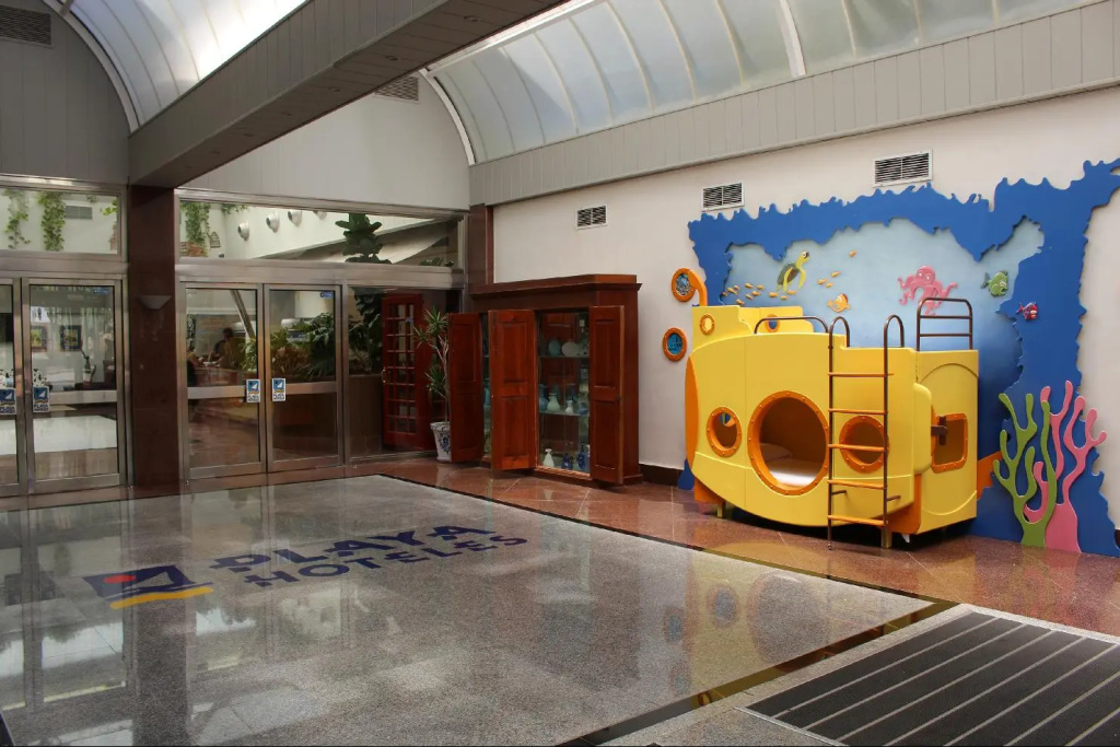 Hotel photo 13