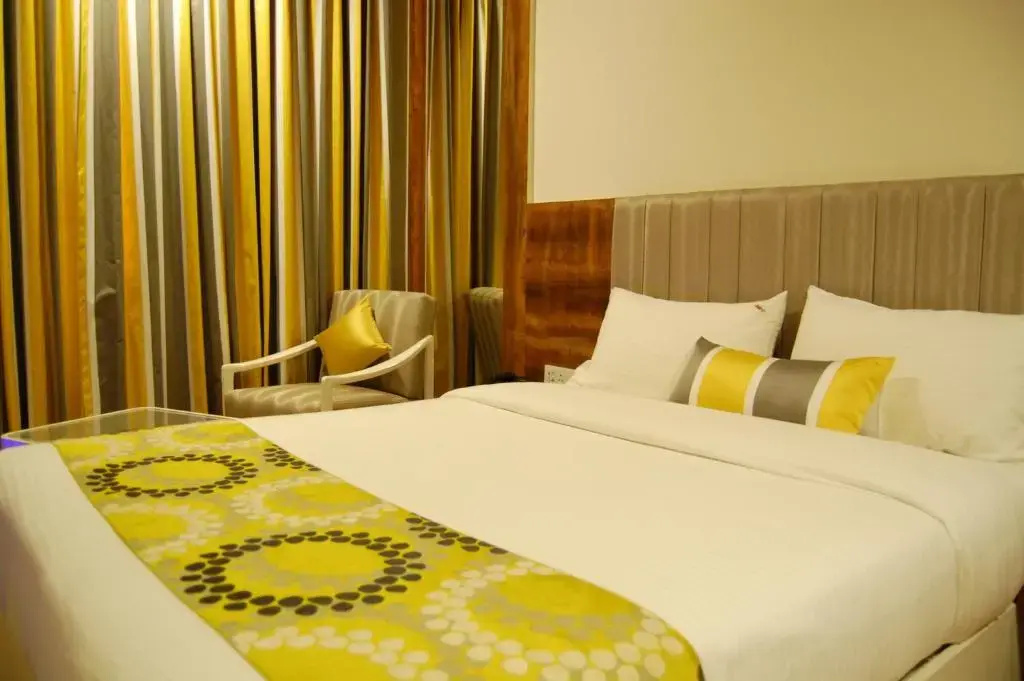 Standard Club room