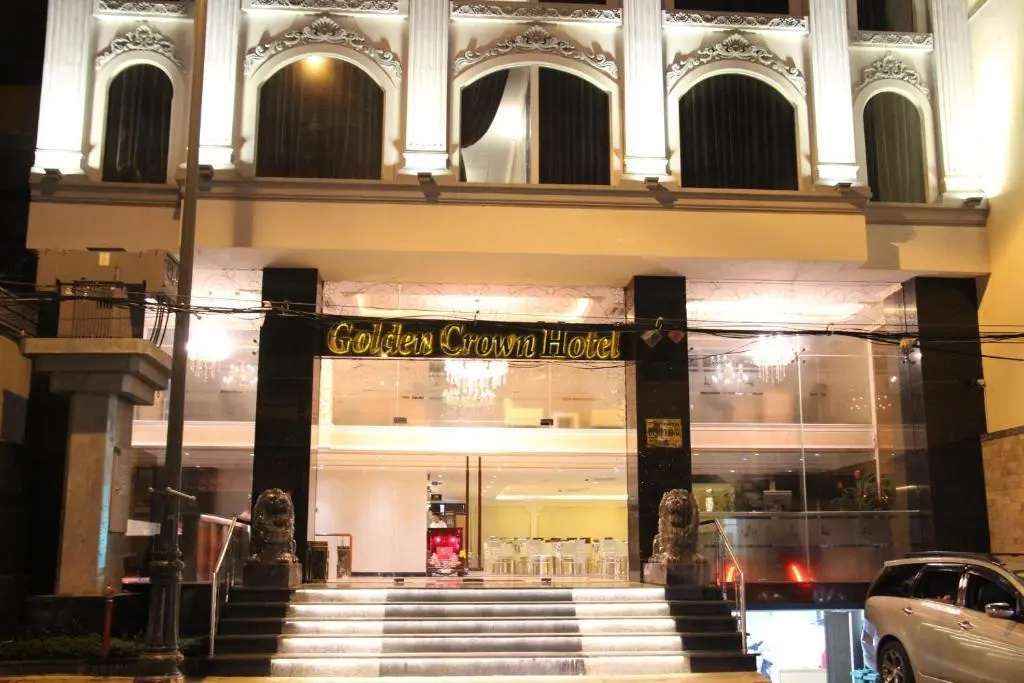 Golden Crown Hotel Saigon