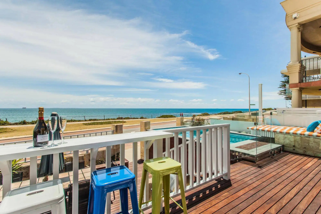 Cottesloe Beach House I