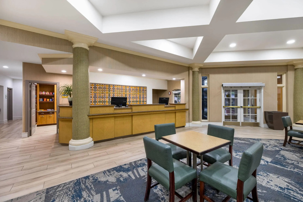 La Quinta Inn & Suites by Wyndham Albuquerque West