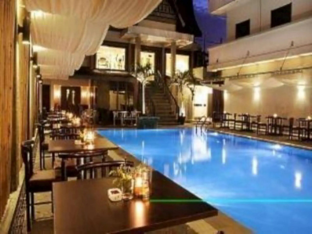 Garuda Plaza Hotel - Général