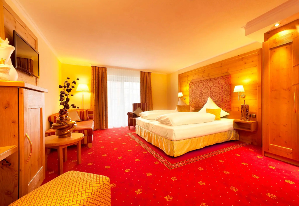 Deluxe Family room