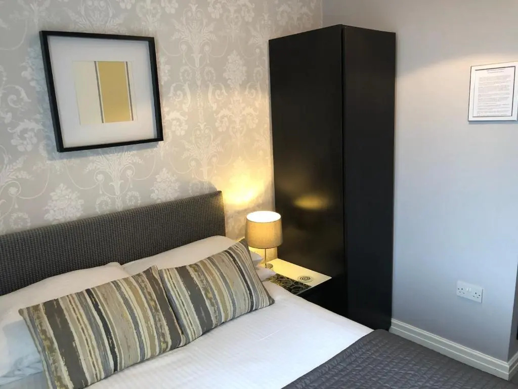 The Monarch Hotel - Chambres