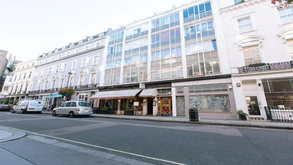 Studio Flat at Paddington Central London Zone 1