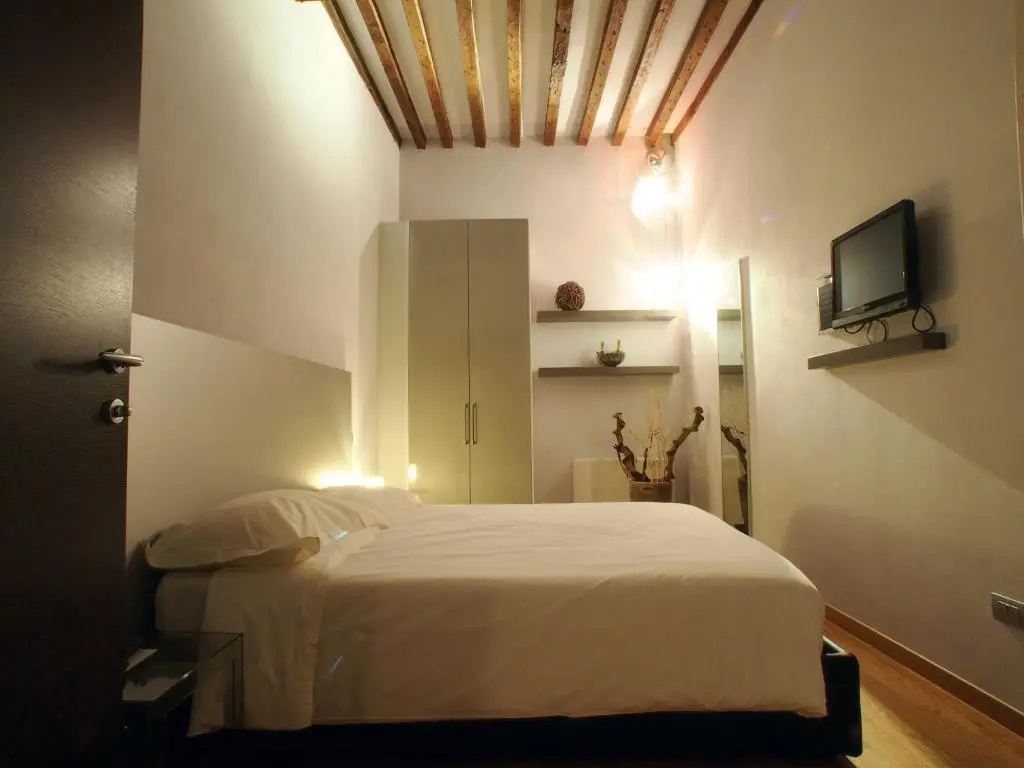 1 Bedroom Superior Apartment with courtyard view