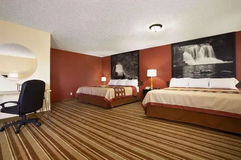 Quadruple Suite
