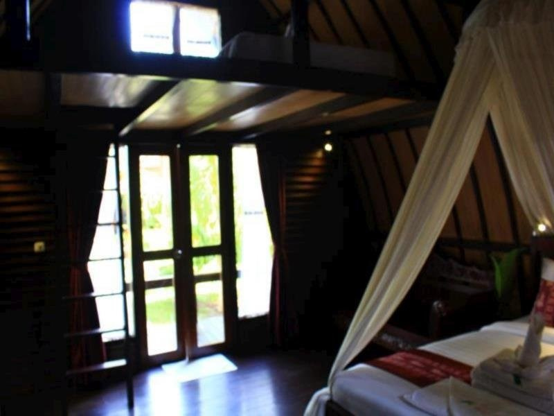 Balcony & Terrace