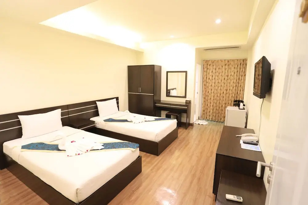 Standard Double room with balcony (twin beds)