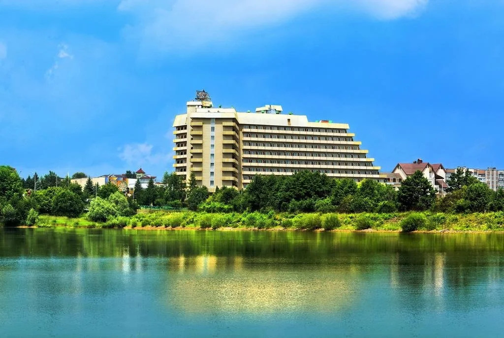 Resort Hotel Karpaty