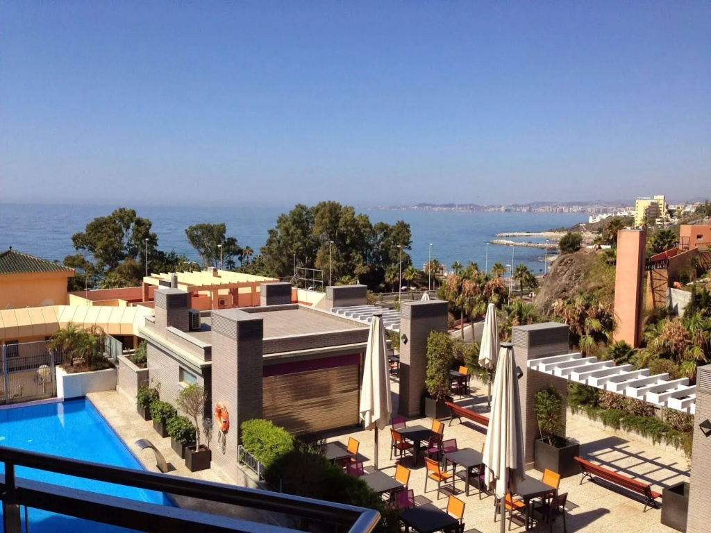Artplatinum Suites & Apartments