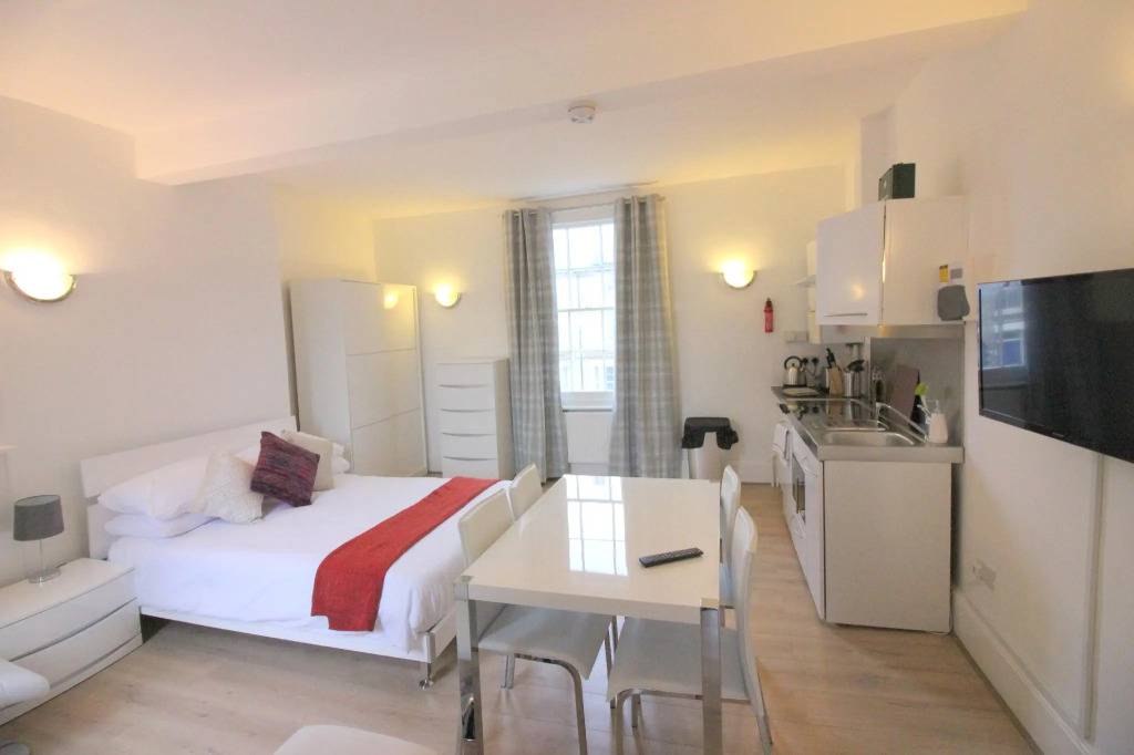 Cambridge City Studios by Paymán Club — фото 2