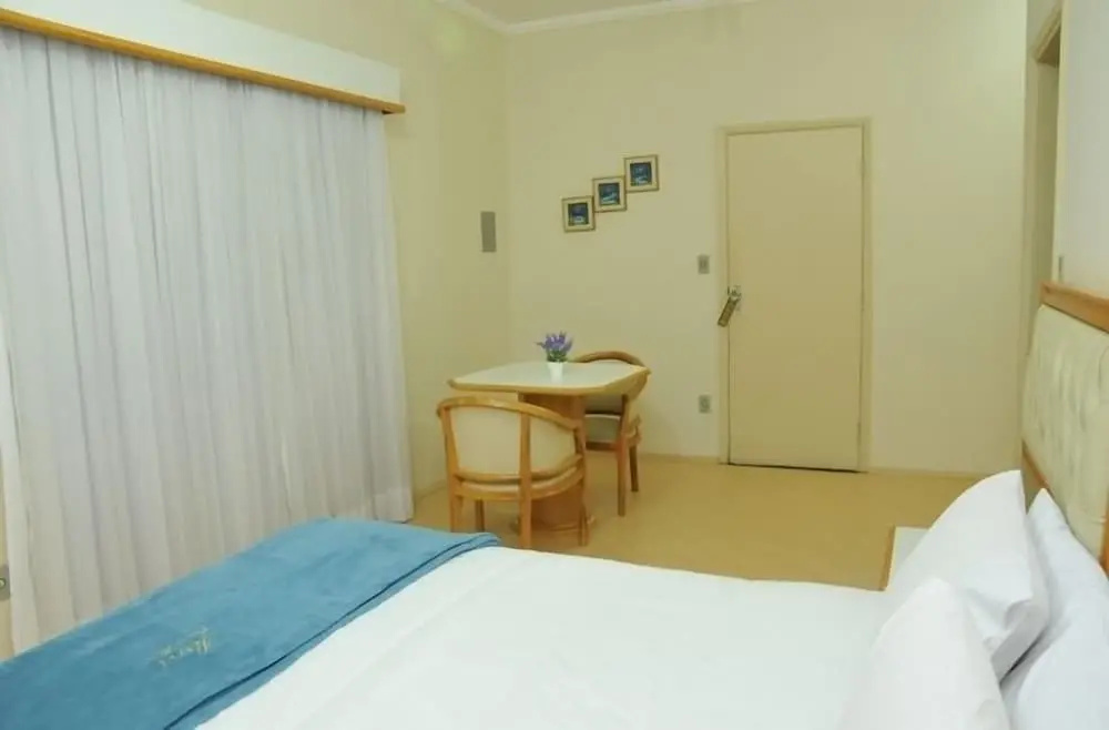 Rovi Plaza Hotel - Chambres