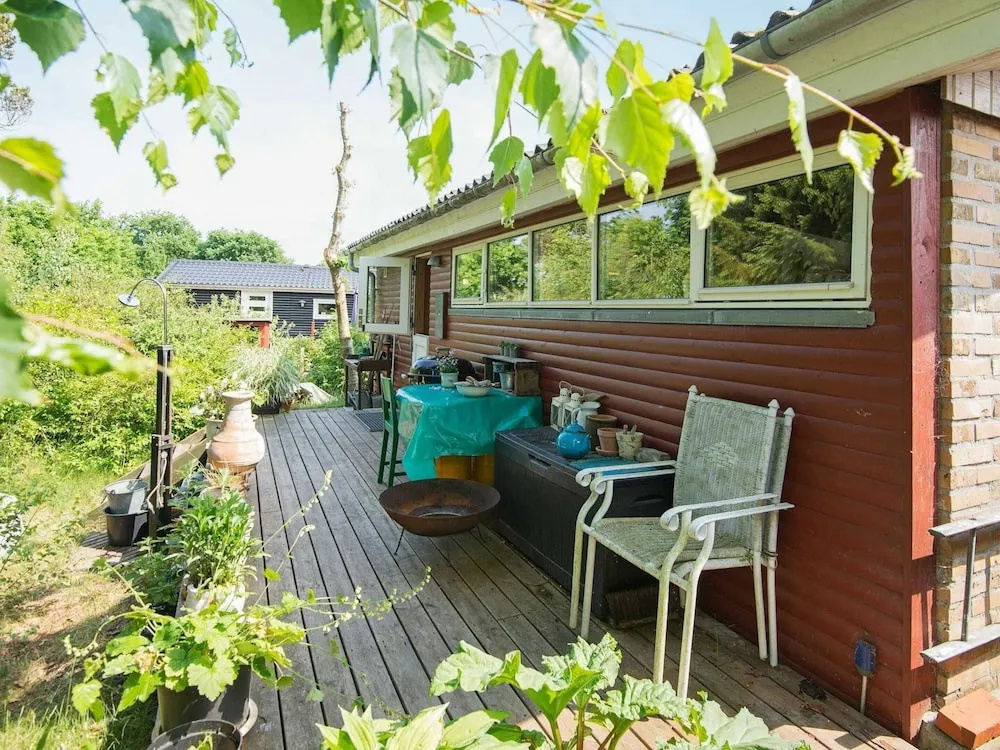 4 Person Holiday Home in Grenaa-by Traum