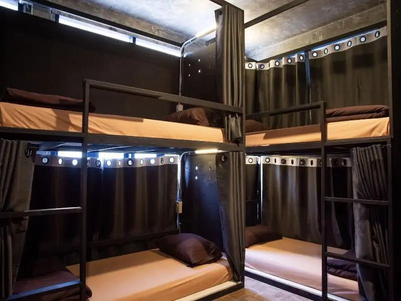 AREA81 HIDEOUT Hostel Khaosan — 3
