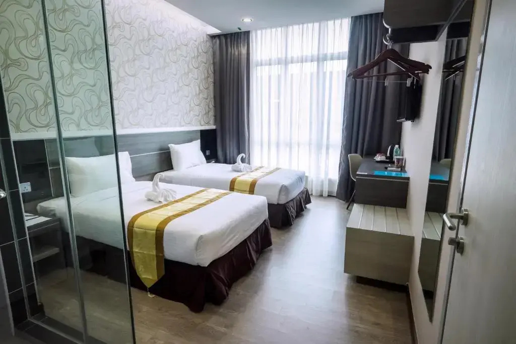 Deluxe Double room (twin beds)