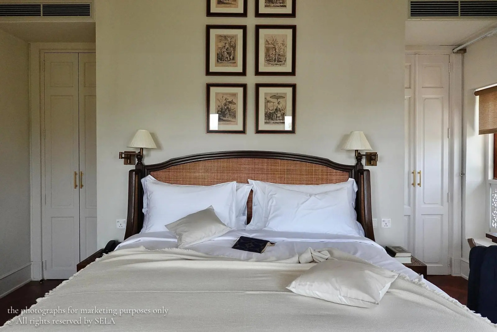 Deluxe Double room (full double bed)