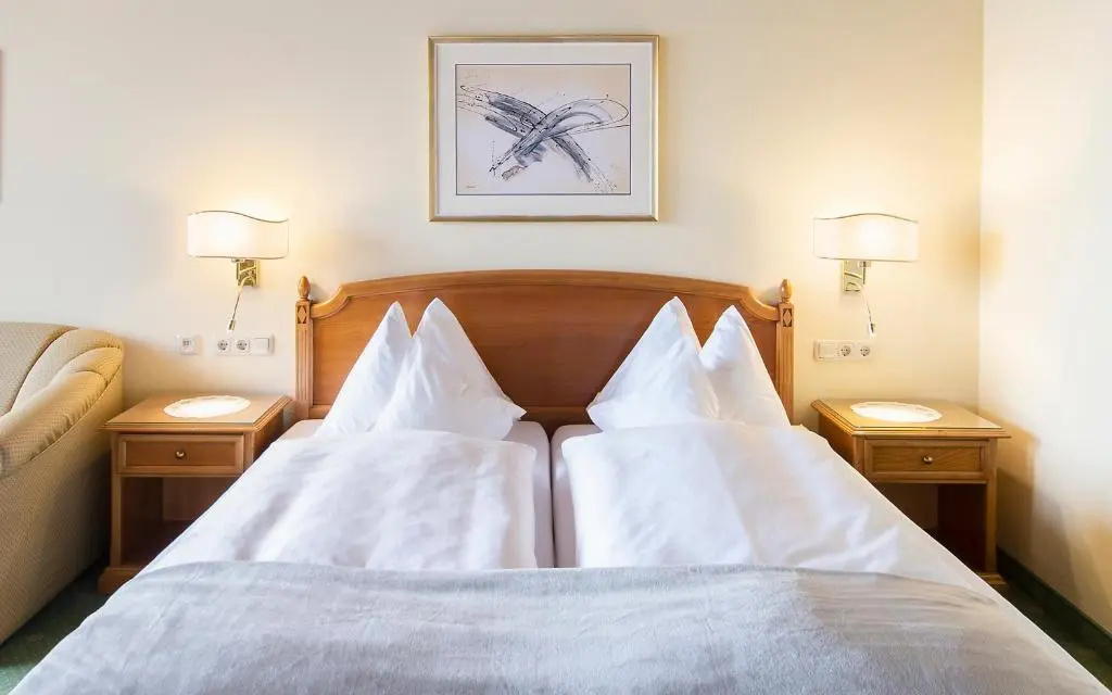 Hotel Landgasthof Altwirt - Chambres