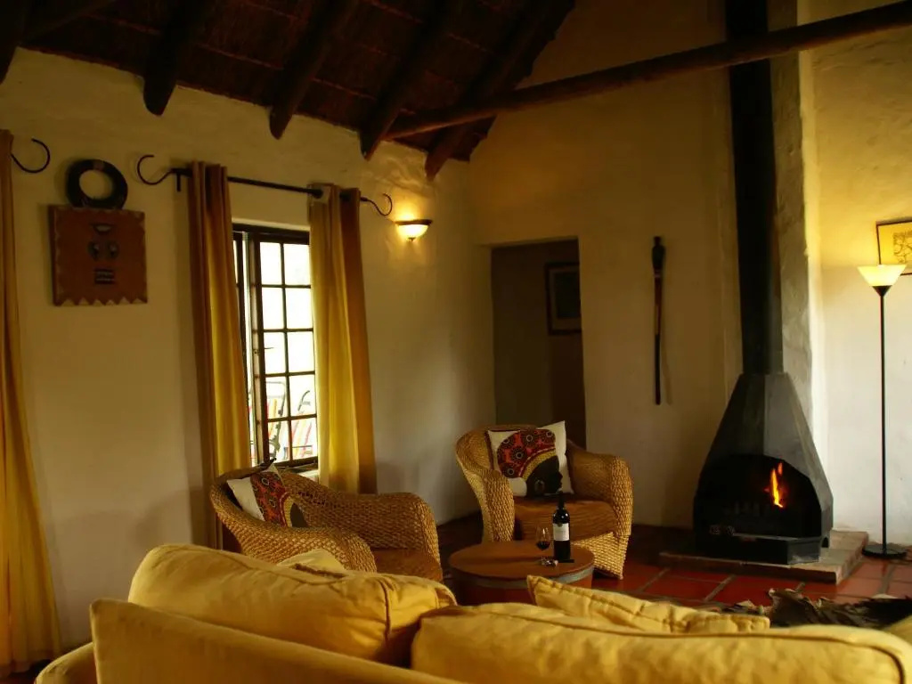 2 Bedrooms Cottage