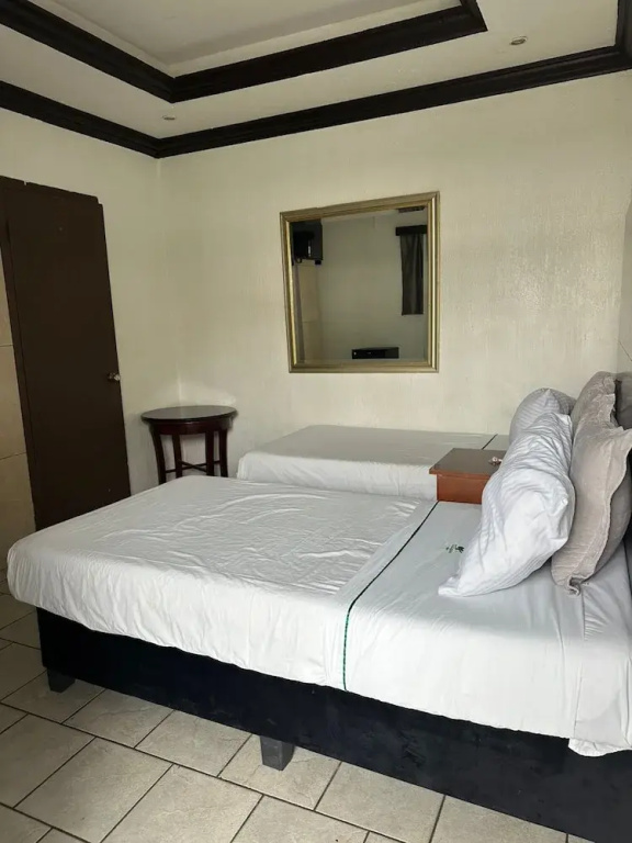 Economy Double room (twin beds)