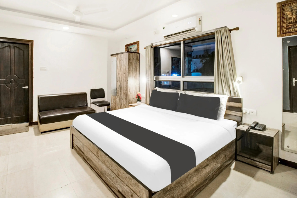 Super Townhouse Hatigaon Near Medicity — фото 3