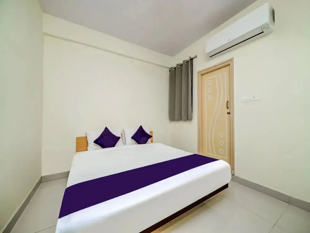 Silverkey Executive Stays 19907 Hafeezpet