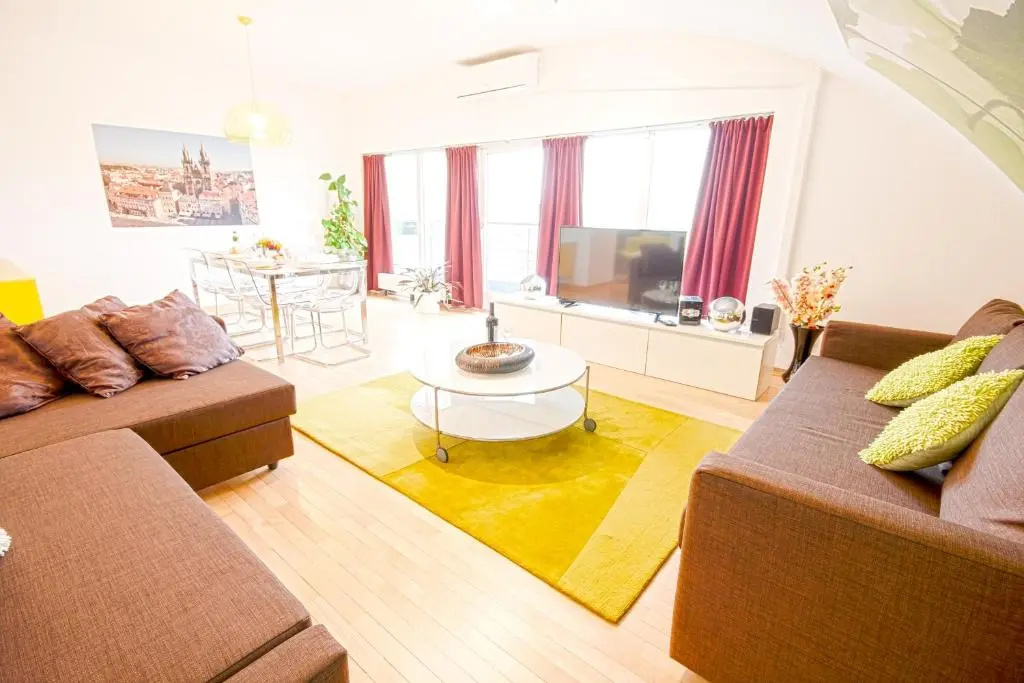 3 Bedrooms Penthouse Apartment