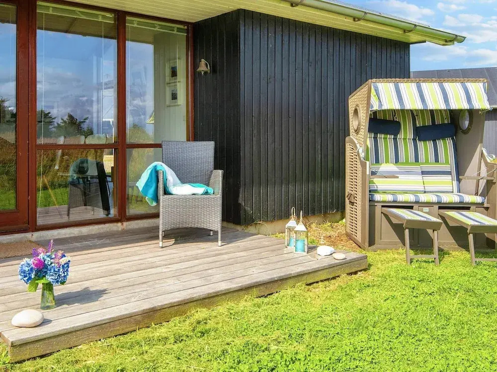 6 Person Holiday Home in Ulfborg
