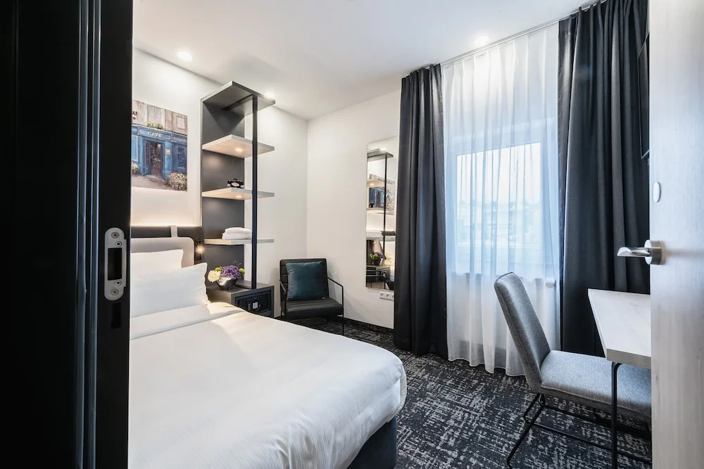 Economy Single room (single bed)