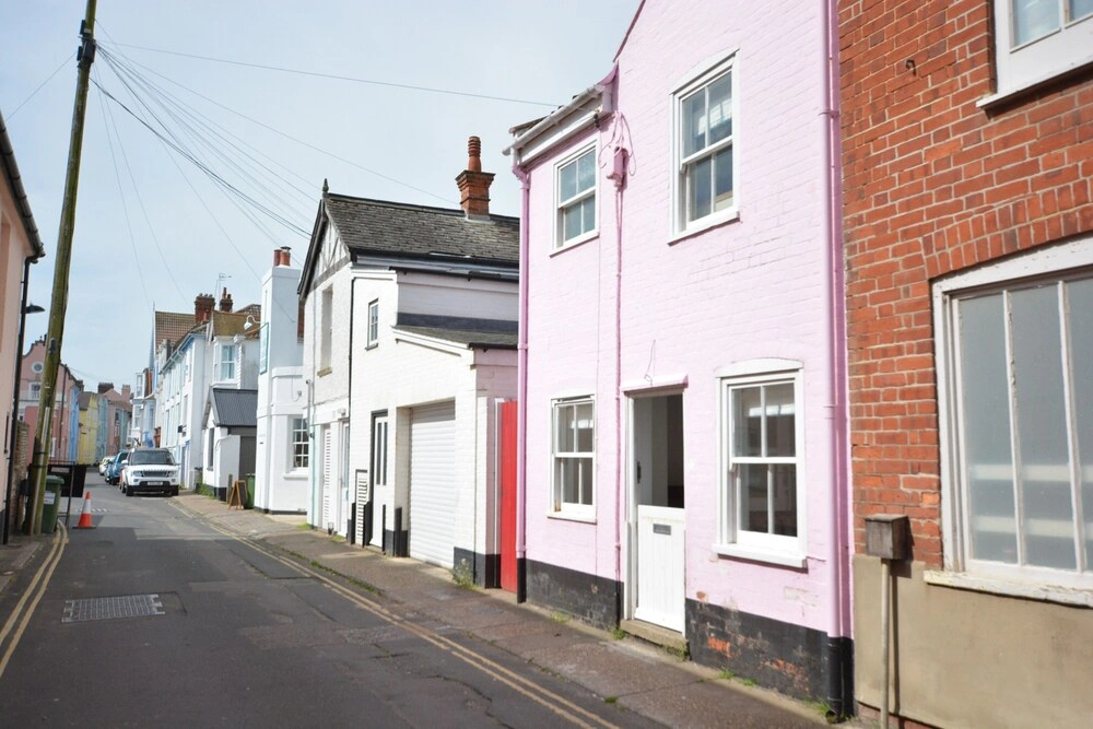 Alinka, Aldeburgh