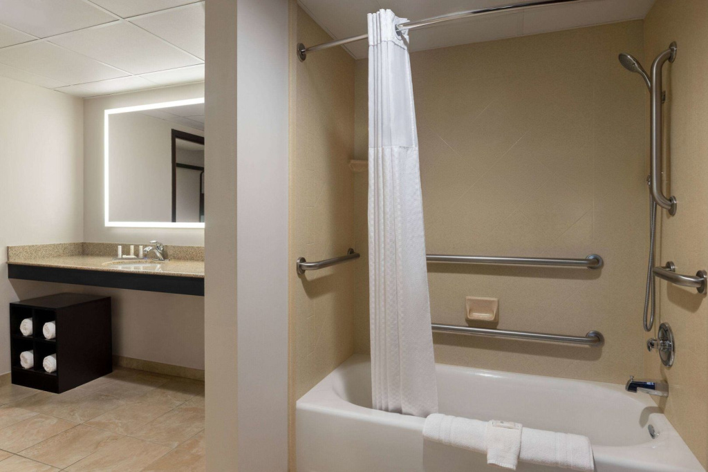 La Quinta Inn & Suites By Wyndham Lake George - Général