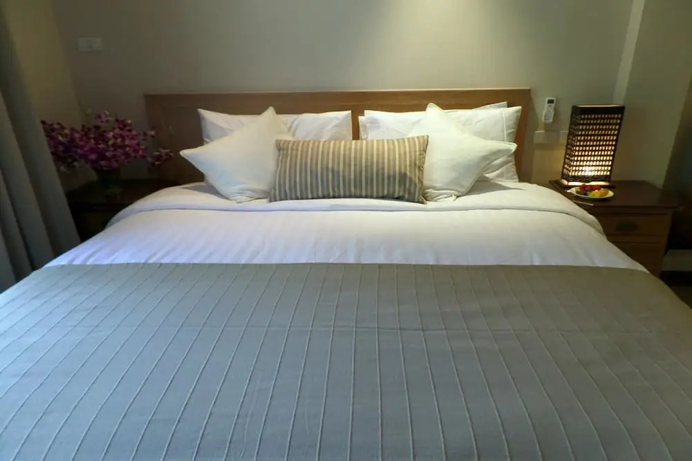 Апартаменты с 2 комнатами с балконом в Westbury Residence