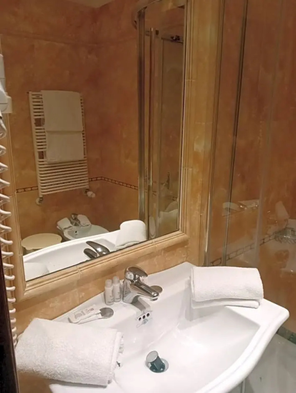 Superior Triple room