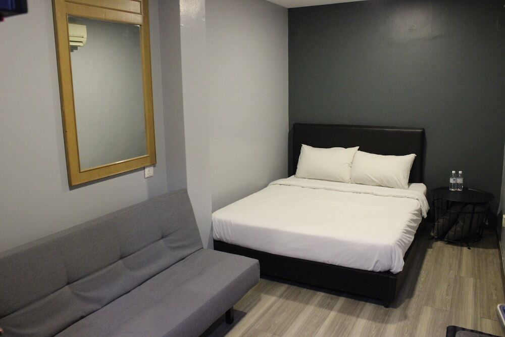 Town View Hotel