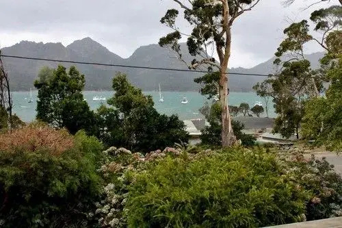 Freycinet Cottage 1