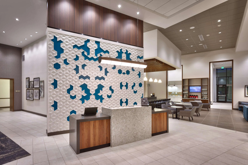 Lobby & Reception