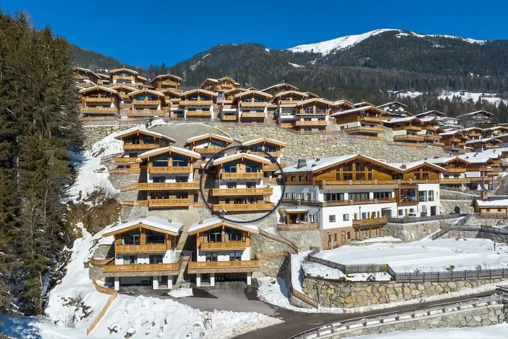Chalet in Neukirchen, 100 m ski Lift