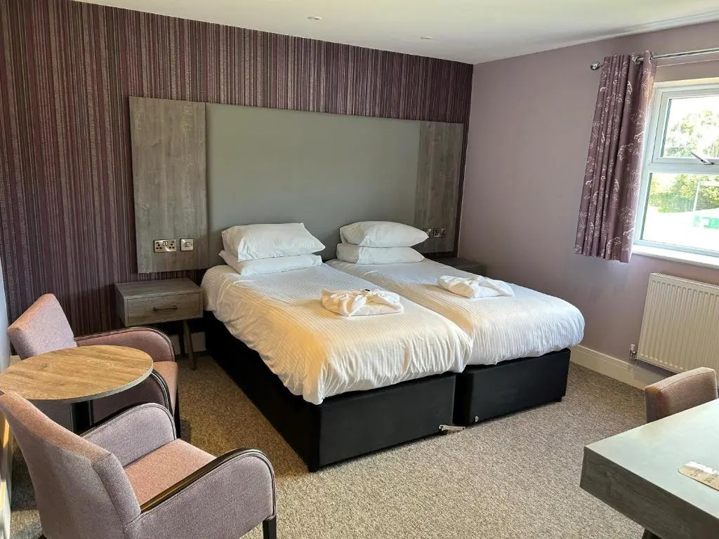 Riviera Hotel - Chambres