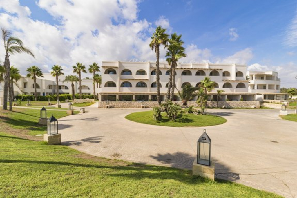 Hotel photo 12