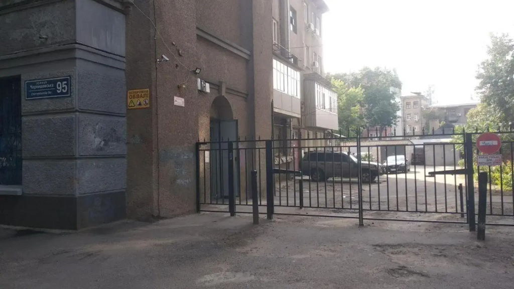Studio LUX beside metro Universytet, Pushkinska - Chernyshevska str. 95-5