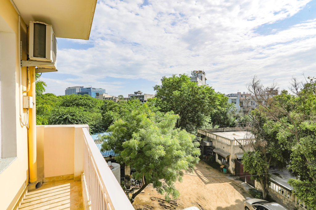 Balcony & Terrace